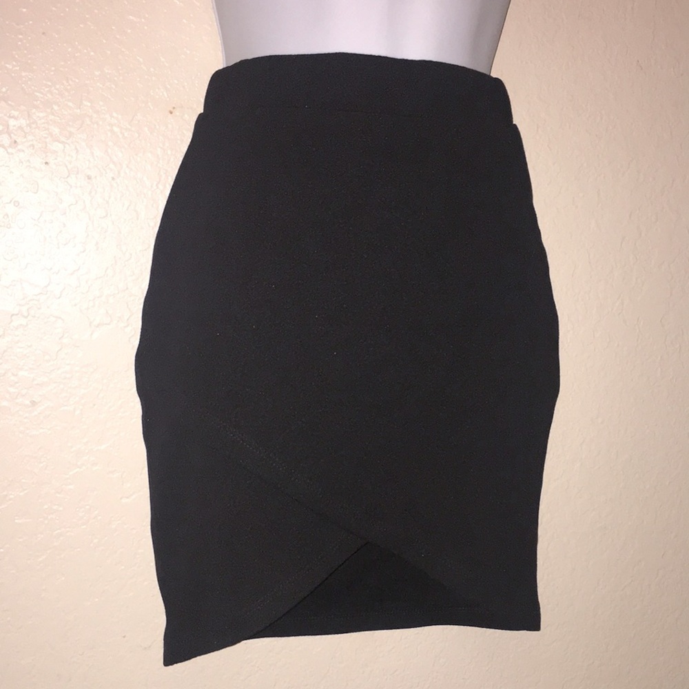 Black mini skirt